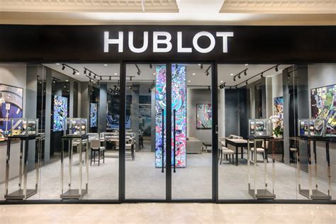 HUBLOT KHAI TRƯƠNG CỬA HÀNG MỚI TẠI TRÀNG TIỀN .